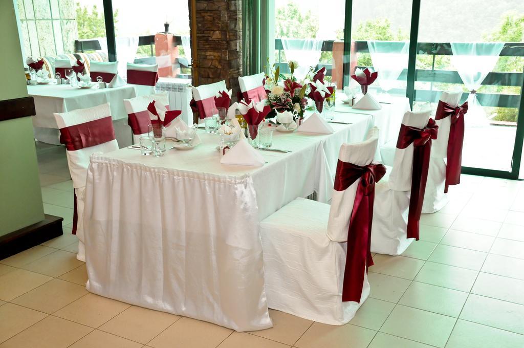 Park Hotel Ribaritsa Bagian luar foto