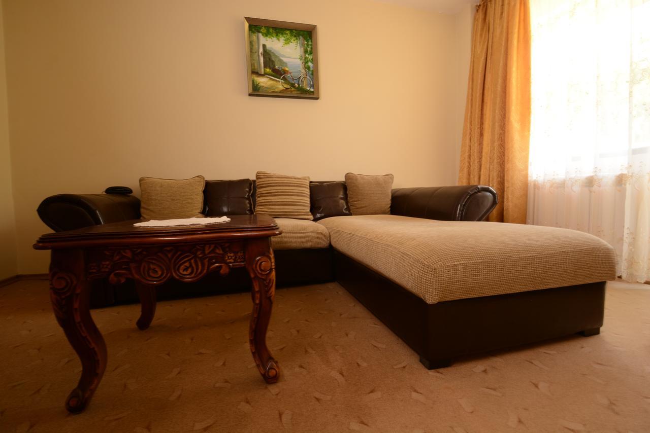 Park Hotel Ribaritsa Bagian luar foto